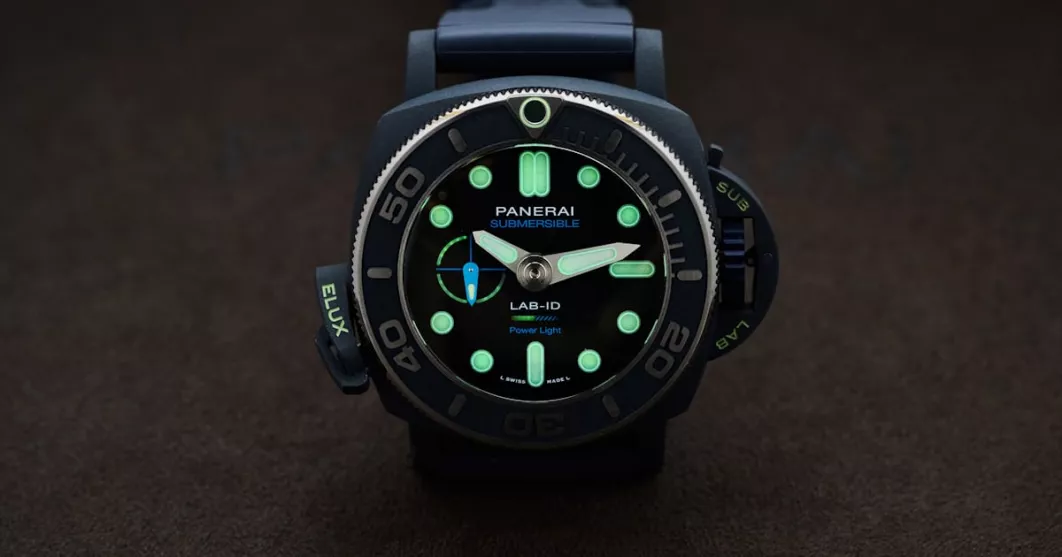 Panerai представляет часы Submersible Elux Lab-ID с микрогенератором